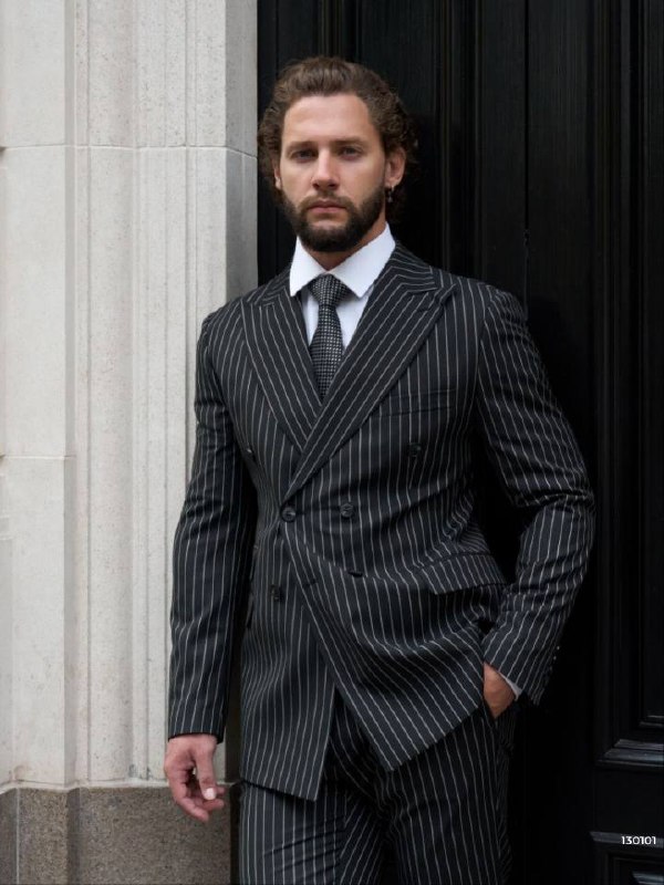 Иногда бывают такие случаи в жизни мужчины, когда без торжественного костюма не обойтись 😎